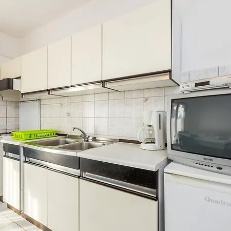 Apartment Nikola Medulin