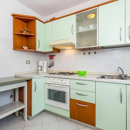 Nikola Apartment Medulin