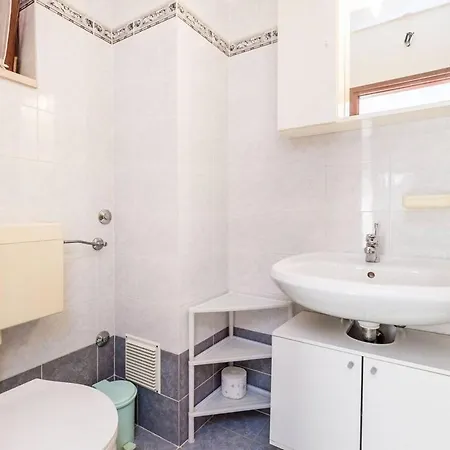 Apartment Nikola Medulin
