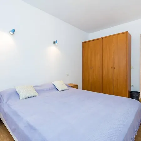 Apartment Nikola Medulin